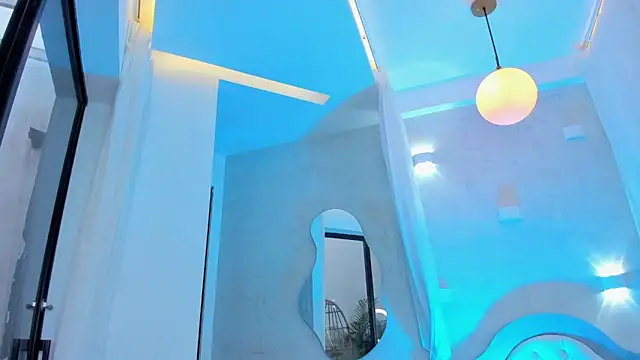 Snapshot of Venusflame__ chatting on 11.20.25 Venusflame online show from 11.20.25