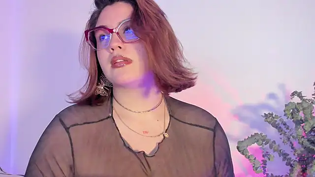 Snapshot of Candelariia_ chatting on 03.10.25 Candelariia online show from 03.10.25