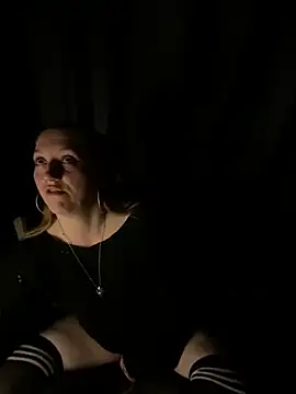 Stoner BarbieXX online show from 06.12.26