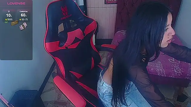 Snapshot of zoe_connor19 chatting on 02.06.25 zoe connor19 online show from 02.06.25