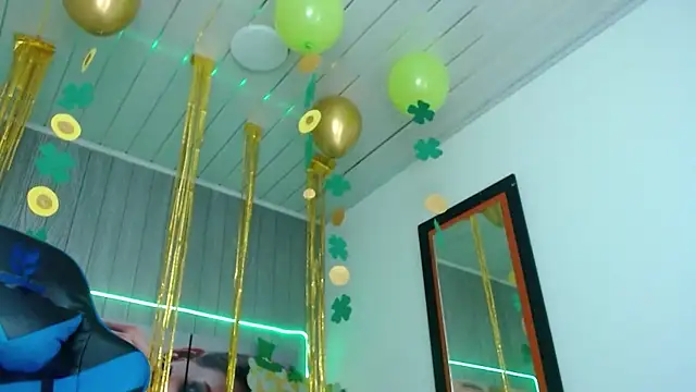 Snapshot of zoe_connor19 chatting on 03.20.25 zoe connor19 online show from 03.20.25