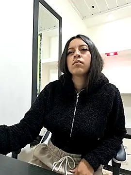 Snapshot of zoe_connor19 chatting on 09.30.25 zoe connor19 online show from 09.30.25