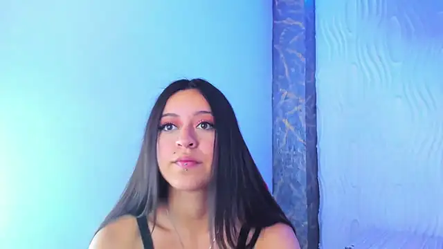 Snapshot of zoe_connor19 chatting on 10.14.25 zoe connor19 online show from 10.14.25