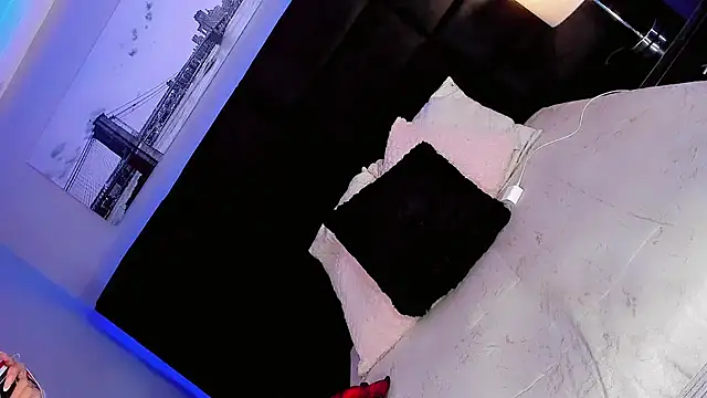 Shanelengel online show from 02.09.25