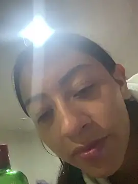 Snapshot of Little_aphrodite chatting on 12.22.25 Little aphrodite online show from 12.22.25