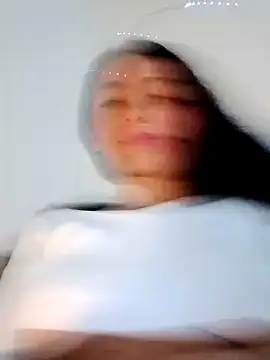 Snapshot of chloewildd_ chatting on 12.15.24 chloewildd  online show from 12.15.24