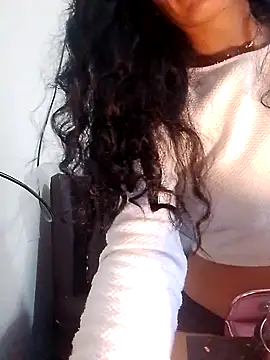 Snapshot of chloewildd_ chatting on 01.03.25 chloewildd  online show from 01.03.25