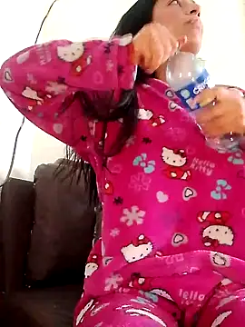 Snapshot of chloewildd_ chatting on 01.19.25 chloewildd  online show from 01.19.25