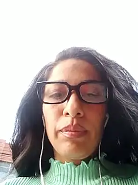 Snapshot of chloewildd_ chatting on 09.12.25 chloewildd  online show from 09.12.25