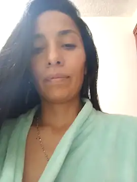 Snapshot of chloewildd_ chatting on 09.18.25 chloewildd  online show from 09.18.25