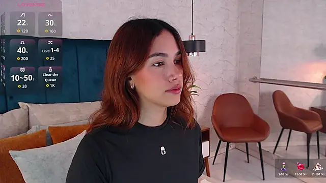 Snapshot of AdeleAndersonn chatting on 10.27.25 AdeleAndersonn online show from 10.27.25