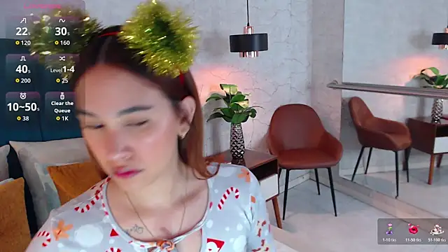 Snapshot of AdeleAndersonn chatting on 12.01.25 AdeleAndersonn online show from 12.01.25