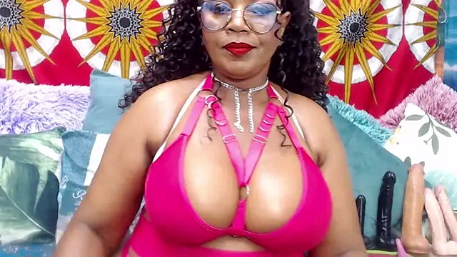Snapshot of MATURExxxASS chatting on 06.11.26 MATURExxxASS online show from 06.11.26