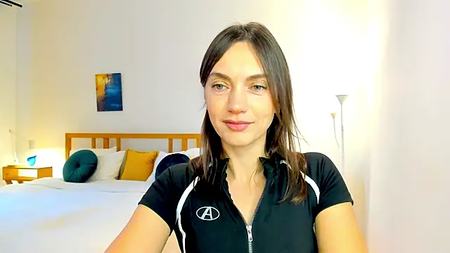 LovelyeeMia online show from 12.02.24