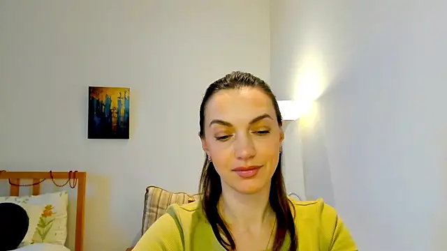 LovelyeeMia online show from 12.24.24