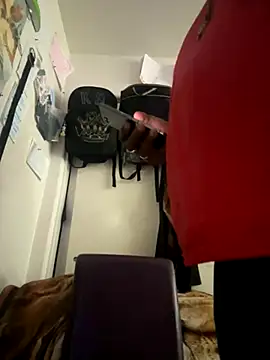 Snapshot of BigBossaNova69 chatting on 10.04.25 BigBossaNova69 online show from 10.04.25