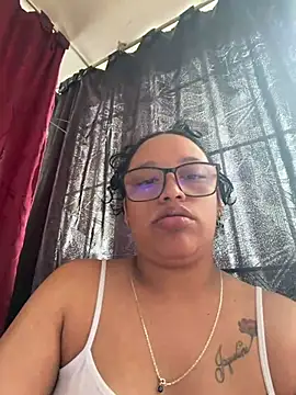 Snapshot of angela_angels_ chatting on 06.24.26 angela angels online show from 06.24.26