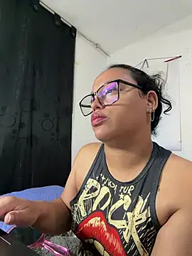 Snapshot of angela_angels_ chatting on 07.05.26 angela angels online show from 07.05.26