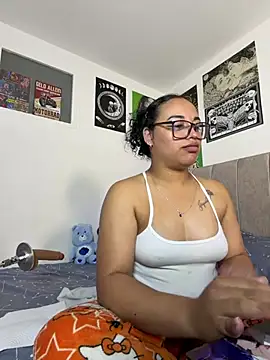 Snapshot of angela_angels_ chatting on 07.16.26 angela angels online show from 07.16.26