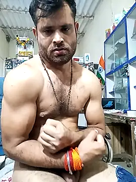 Snapshot of Priynkarani chatting on 11.14.25 Priynkarani online show from 11.14.25