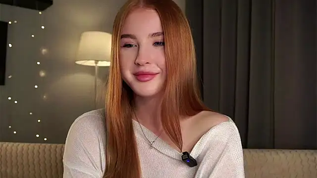 Snapshot of DawnAcreman chatting on 02.08.25 DawnAcreman online show from 02.08.25