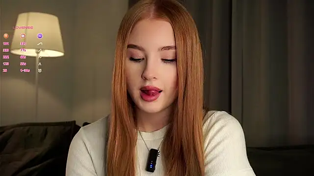 Snapshot of DawnAcreman chatting on 02.12.25 DawnAcreman online show from 02.12.25
