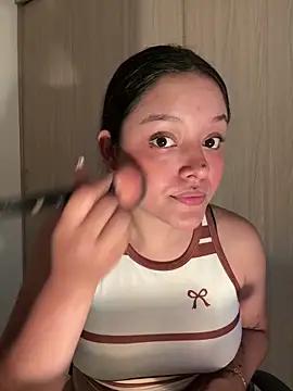 Snapshot of kenndall_21 chatting on 02.04.26 kenndall 21 online show from 02.04.26