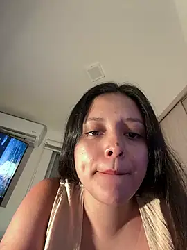 Snapshot of kenndall_21 chatting on 02.05.26 kenndall 21 online show from 02.05.26