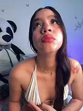 IamSteph13 online show from 06.19.26