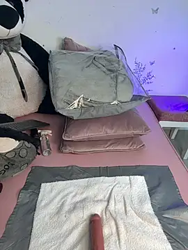 IamSteph13 online show from 07.04.26