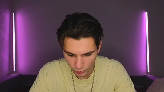 Snapshot of denlover1 chatting on 01.06.26 denlover1 online show from 01.06.26