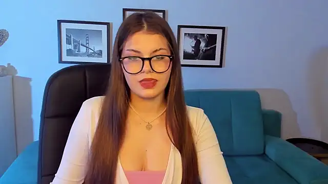 AdeliaKiss online show from 01.20.25