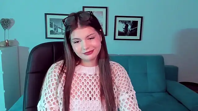 AdeliaKiss online show from 01.28.25