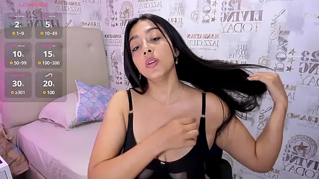 Snapshot of Alyssapark chatting on 02.01.25 Alyssapark online show from 02.01.25