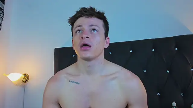 Snapshot of Angel_Cuervo chatting on 01.23.25 Angel Cuervo online show from 01.23.25