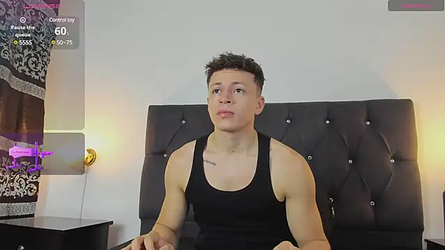 Snapshot of Angel_Cuervo chatting on 02.01.25 Angel Cuervo online show from 02.01.25