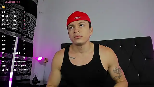 Snapshot of Angel_Cuervo chatting on 03.18.25 Angel Cuervo online show from 03.18.25