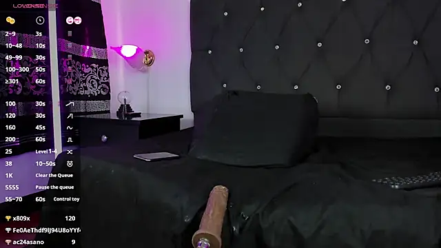 Snapshot of Angel_Cuervo chatting on 03.18.25 Angel Cuervo online show from 03.18.25