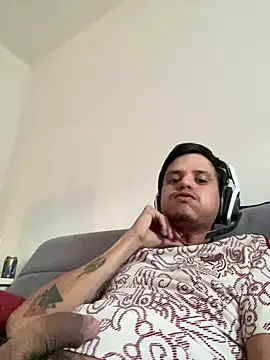 Snapshot of stevego94 chatting on 12.02.24 stevego94 online show from 12.02.24