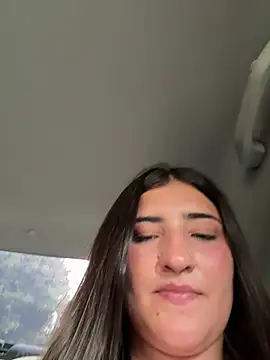 AhriCutte online show from 02.06.25