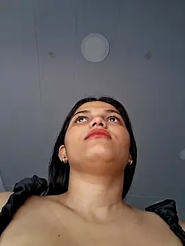 Snapshot of girl_milk1 chatting on 03.05.26 girl milk1 online show from 03.05.26