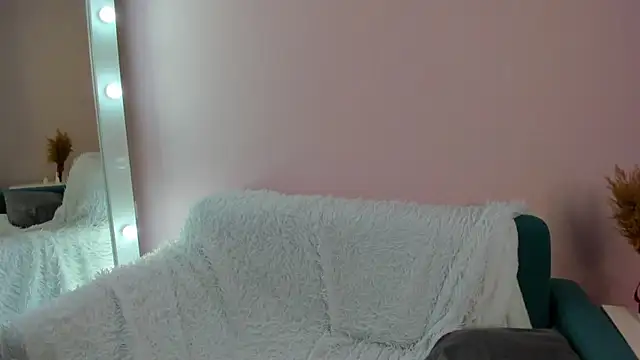 Linablueeyed online show from 01.22.25