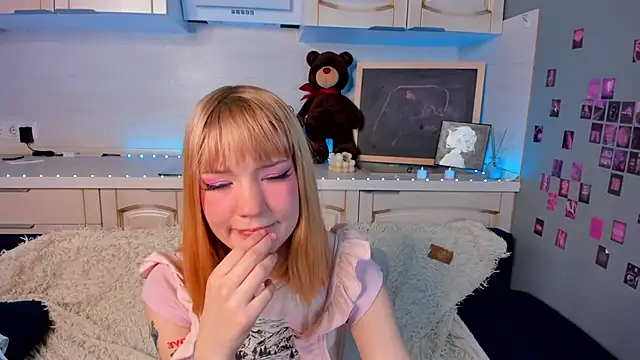 Linablueeyed online show from 02.05.25