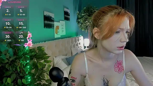 Linablueeyed online show from 08.08.26