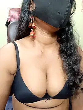 Snapshot of Jiya-Sexy chatting on 03.18.25 Jiya-Sexy online show from 03.18.25