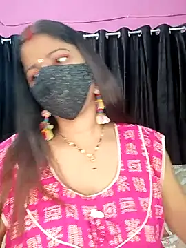 Snapshot of Jiya-Sexy chatting on 10.28.25 Jiya-Sexy online show from 10.28.25