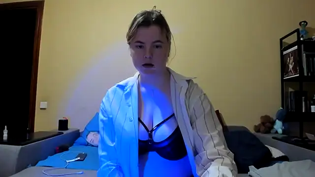 Snapshot of LillyDepp chatting on 02.13.26 LillyDepp online show from 02.13.26