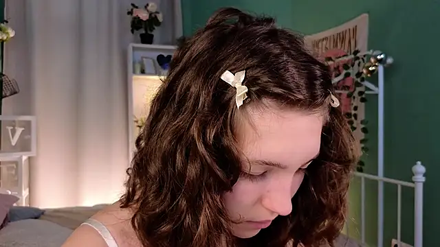 cherry lea online show from 01.04.25