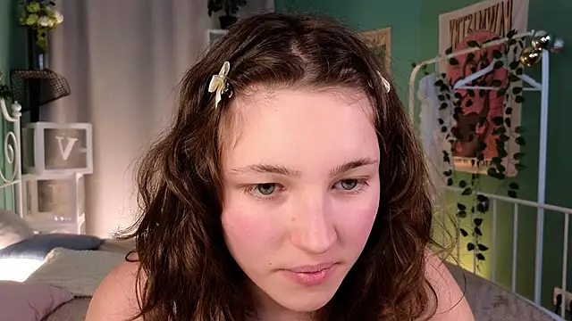 cherry lea online show from 01.04.25