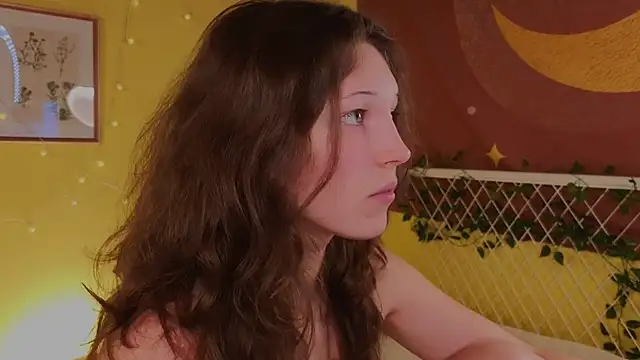 cherry lea online show from 10.18.25